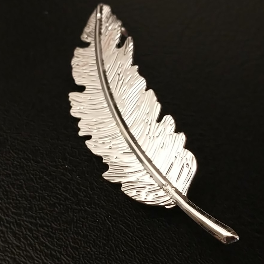 Feather hair clip - Picture 4 of 7